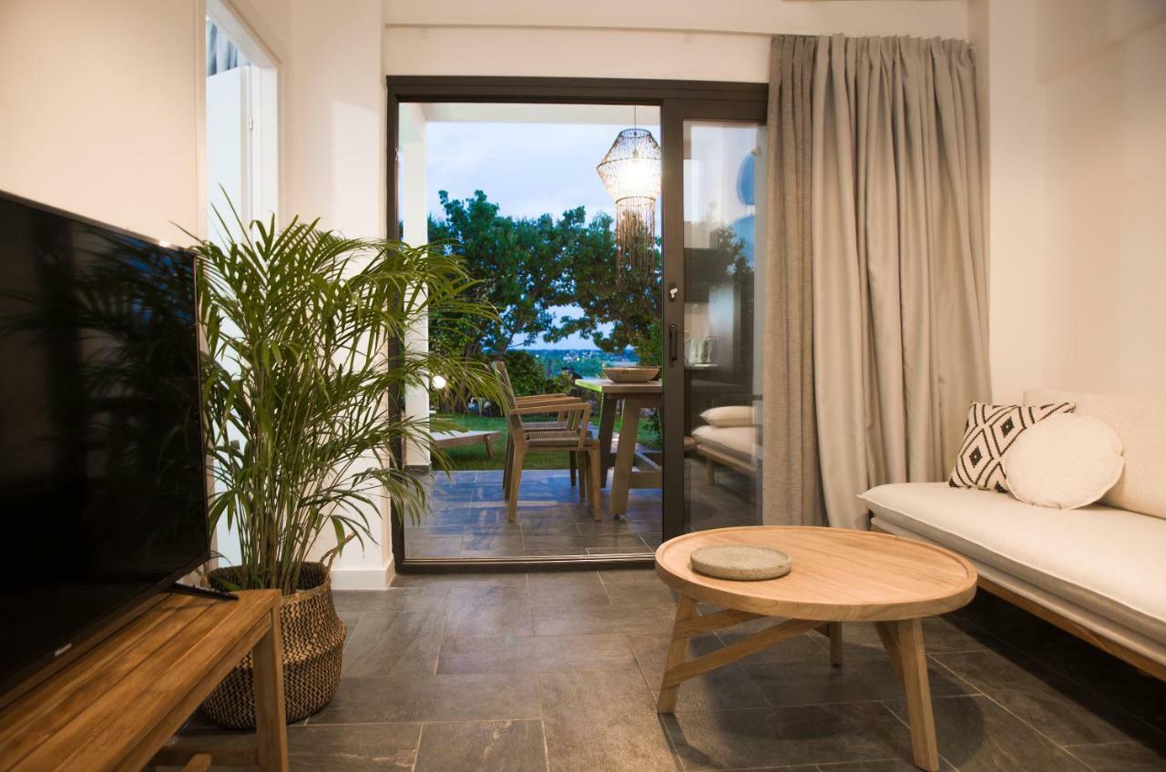 Thea Suites Potidea Néa Potídea Kültér fotó